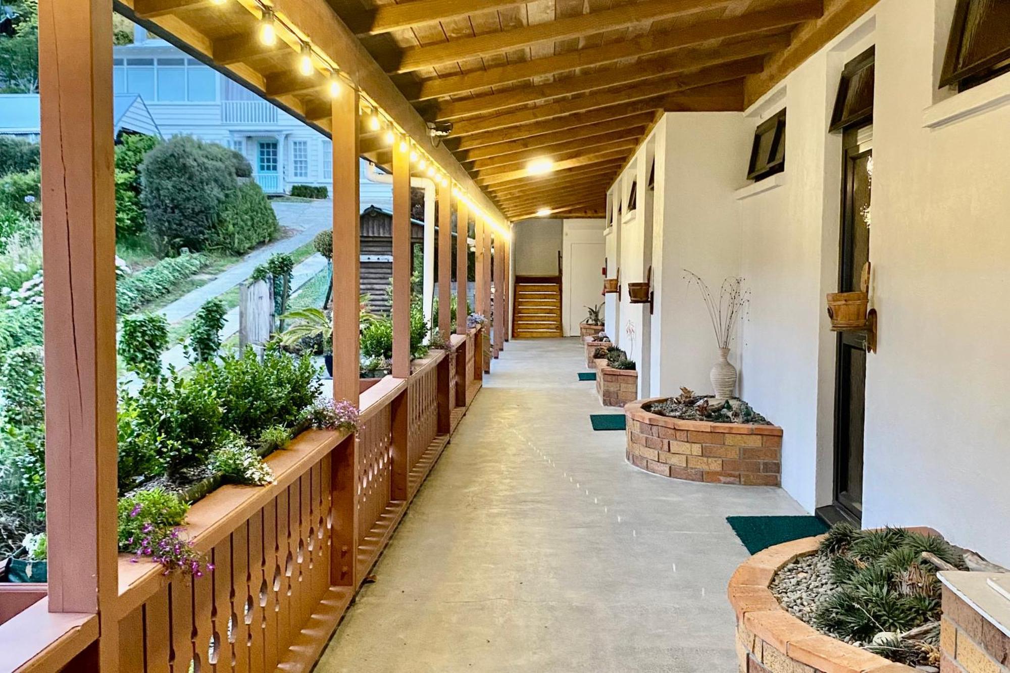 The Swiss Chalet Holiday Apartment 4, Bay Of Islands 파이히아 외부 사진
