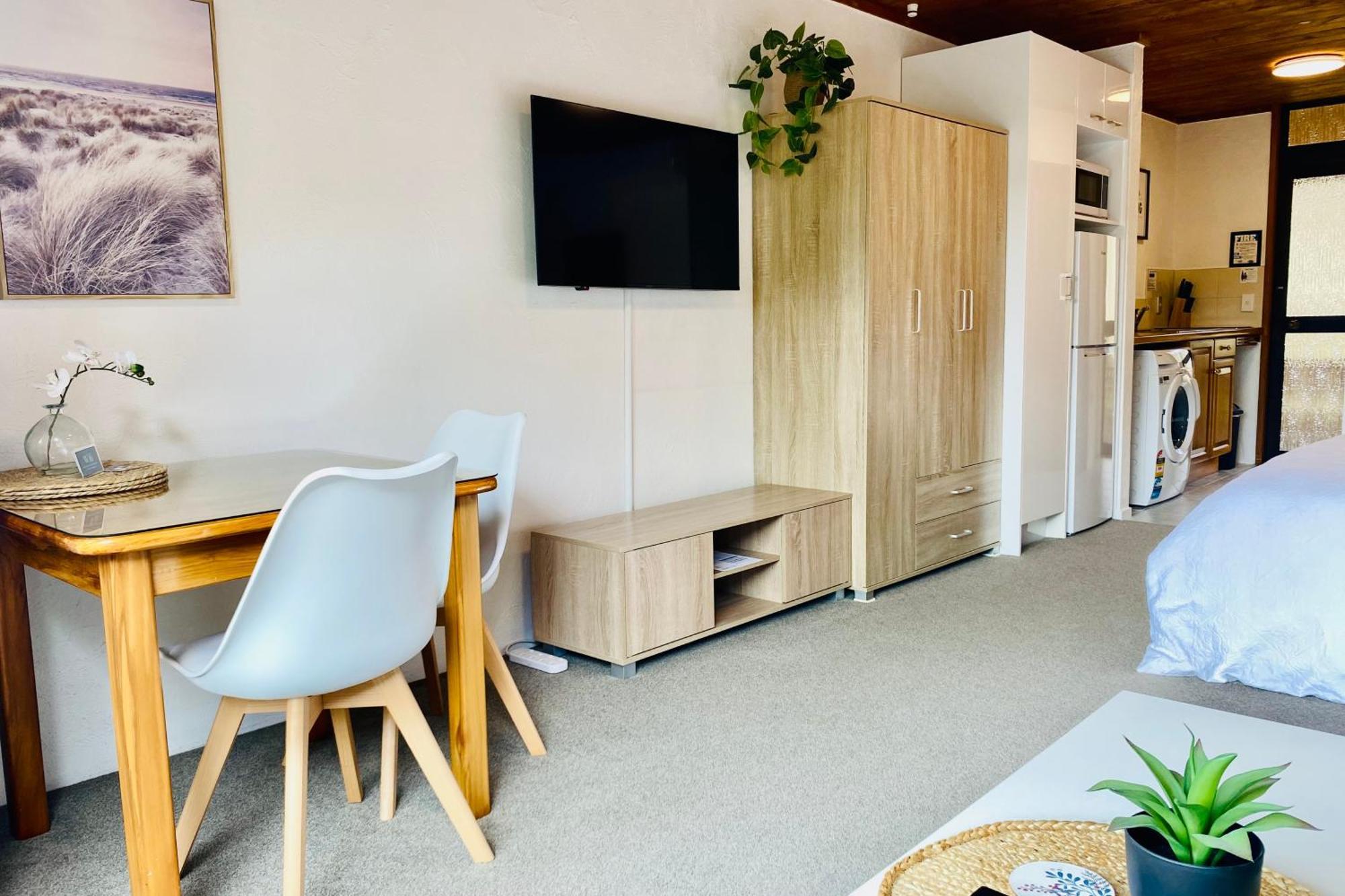 The Swiss Chalet Holiday Apartment 4, Bay Of Islands 파이히아 외부 사진